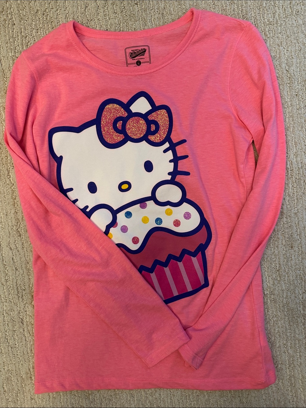 Hello Kitty t shirt